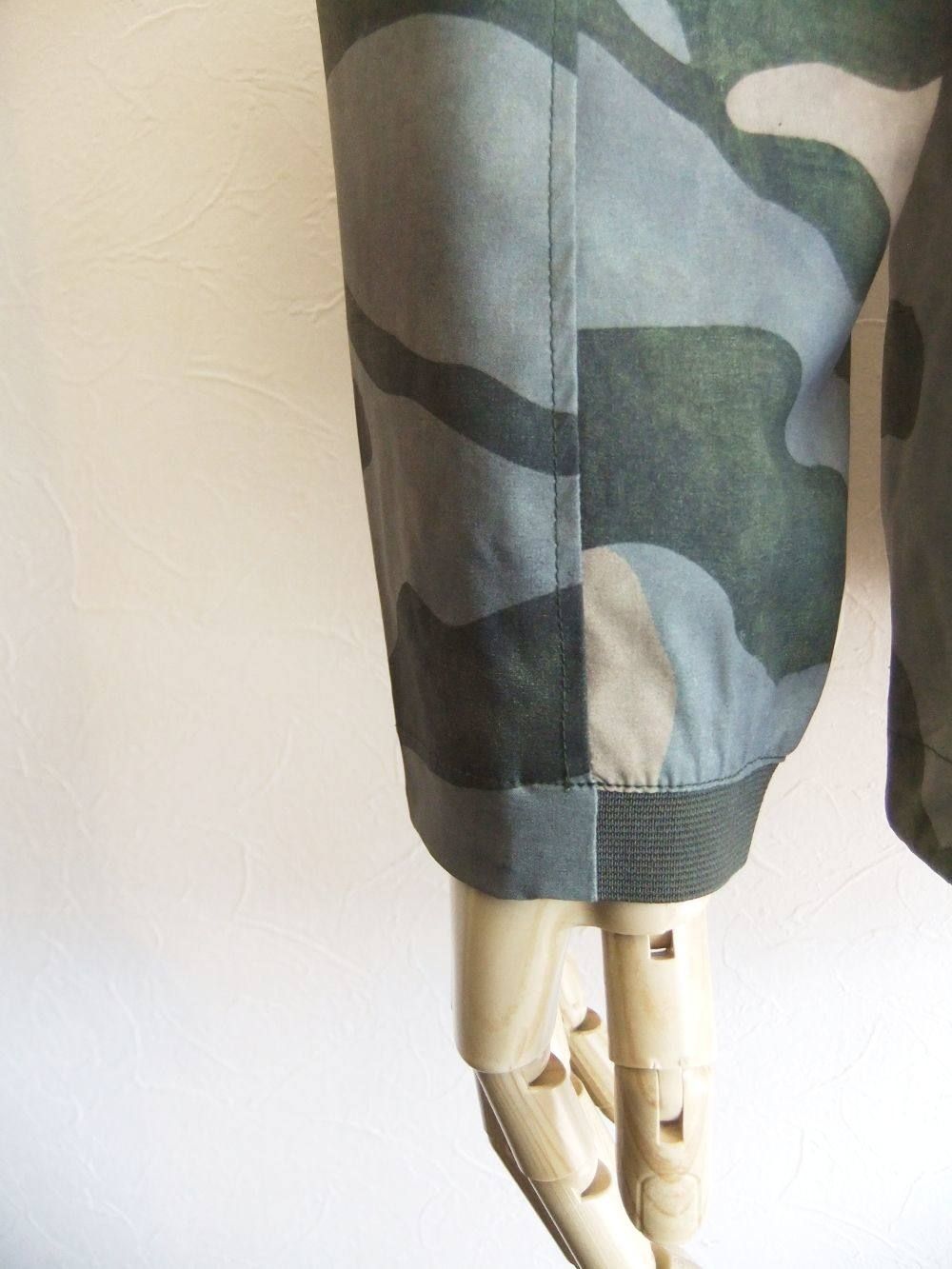 C.P. COMPANY - PRO-TEK LENS DETAIL CAMOUFLAGE SHORT JACKET