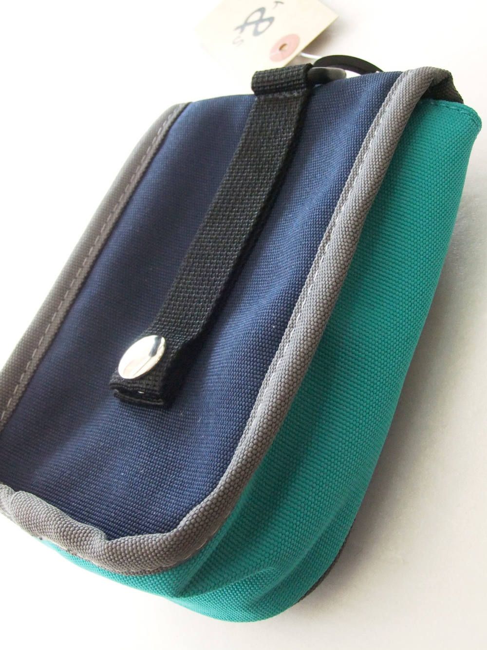 YOSEMITE CASE ( ネイビー×ブルー ) ミニポーチ