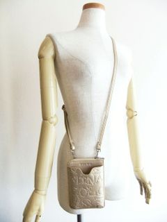 SERENA 2 - MONO PHONE CASE  モバイル ポシェット  (ゴールド)  SZ1503