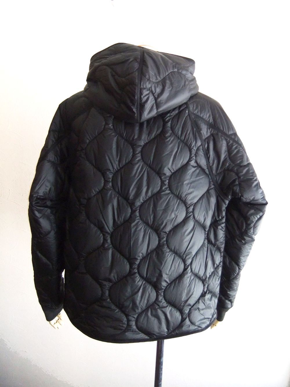 OUTERWEAR MEDIUM JACKET IN LINER   フード付き キルティング ジャケット