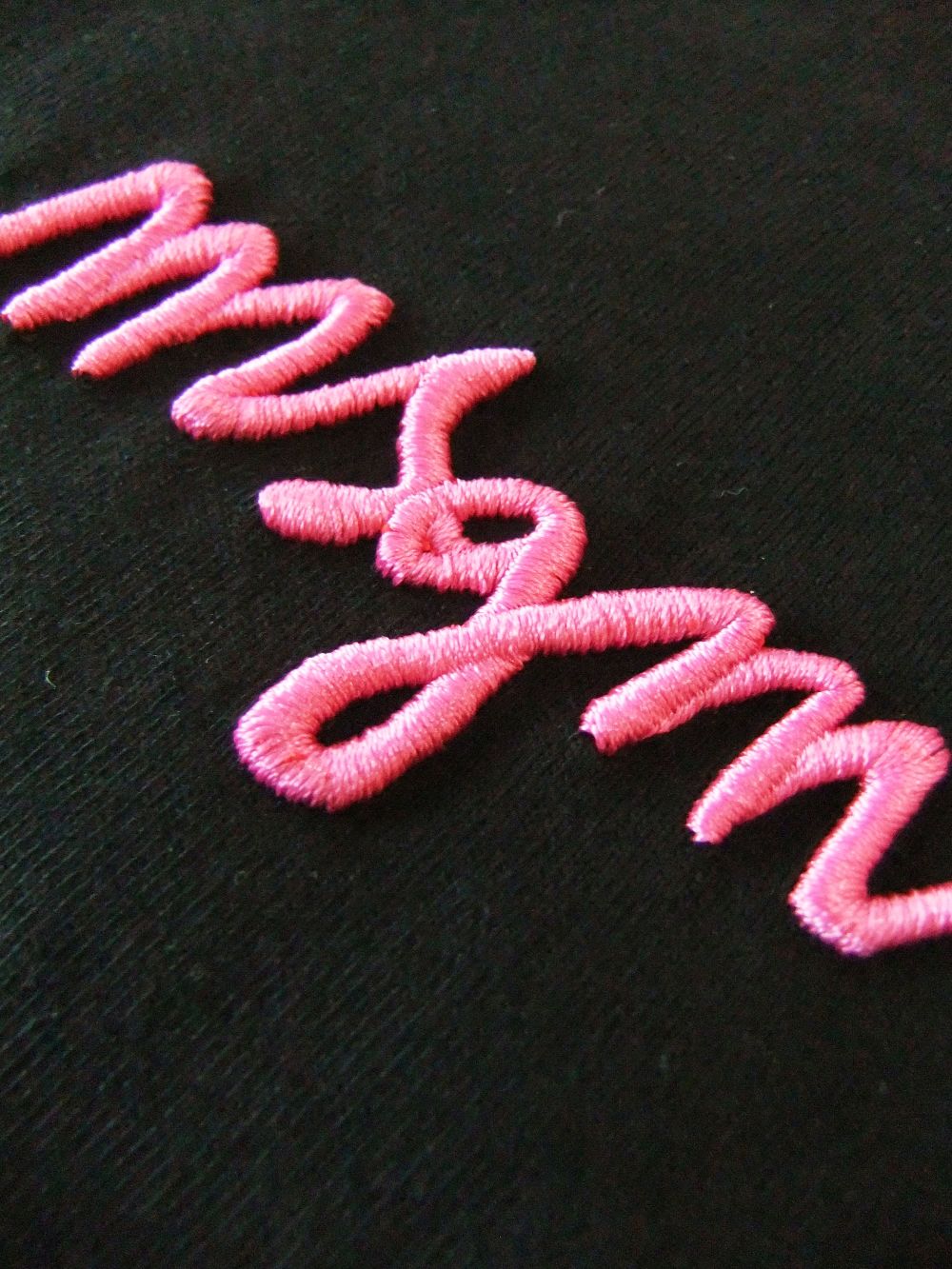 EMBROIDERY 胸 刺繍ロゴ  T-SHIRT  (ブラック)   3241MDM540