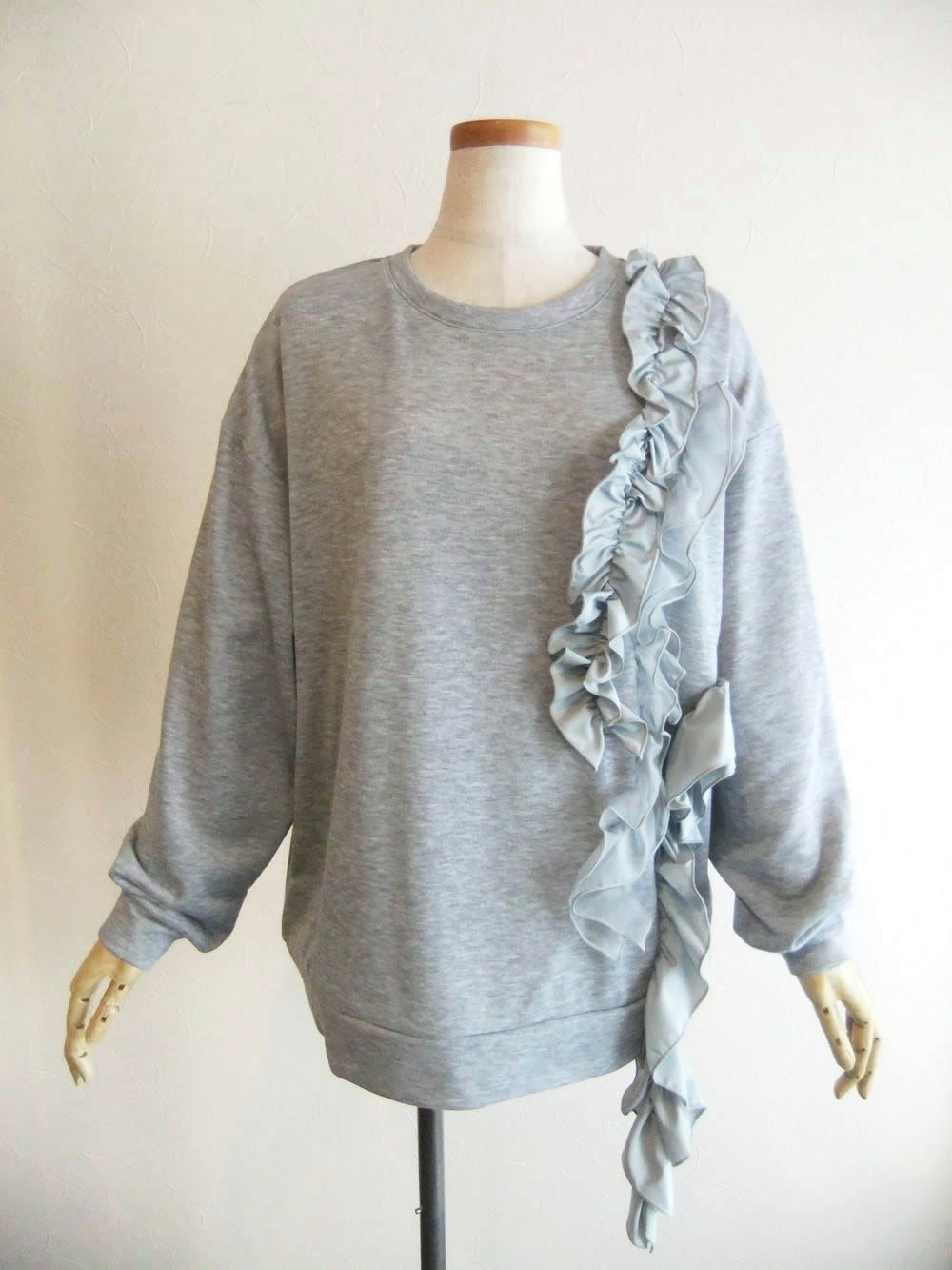 フリル付き スウェット プルオーバー    MML107TEA