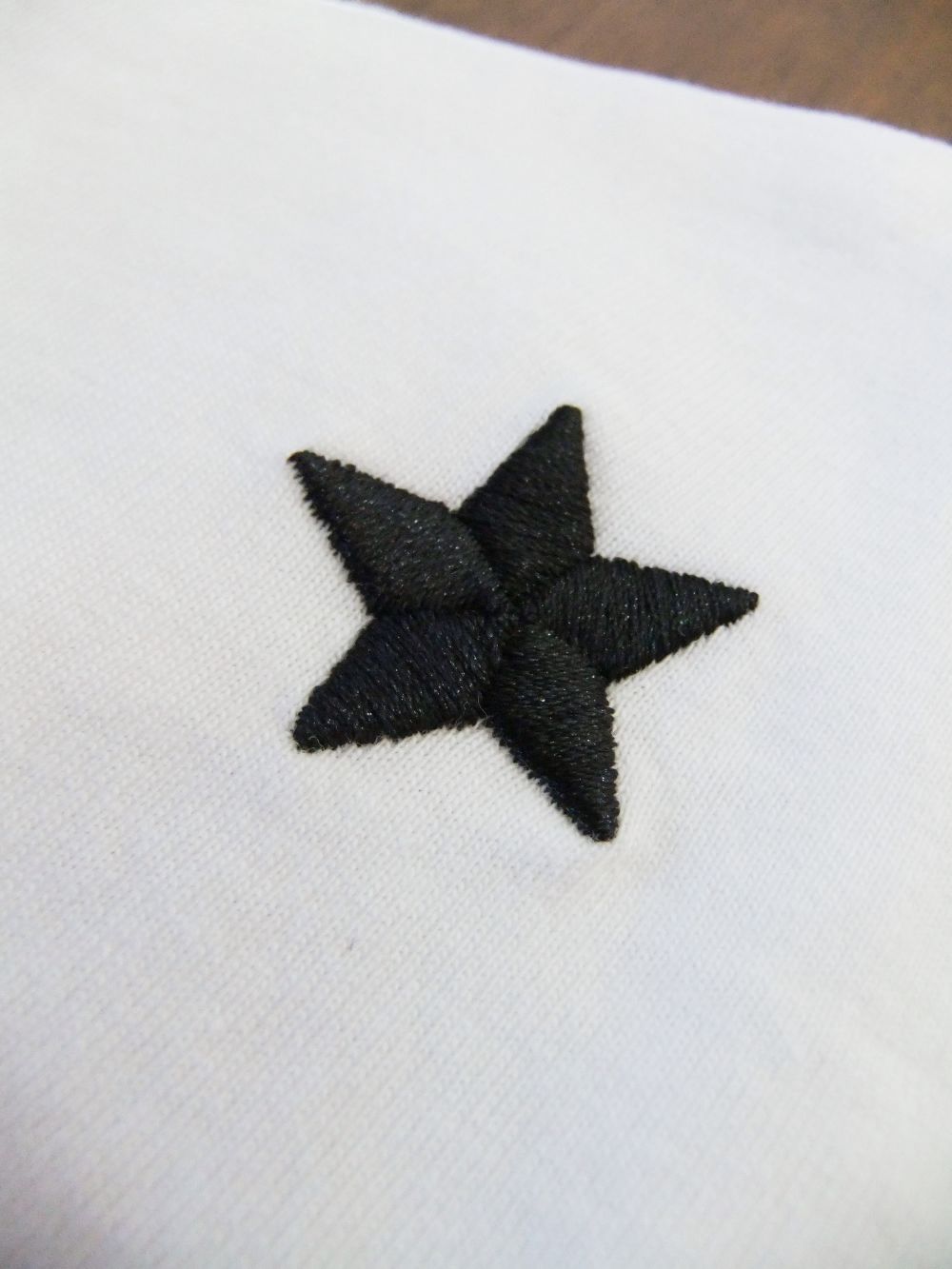 THE EDITOR  STAR ロゴ 長袖Tシャツ