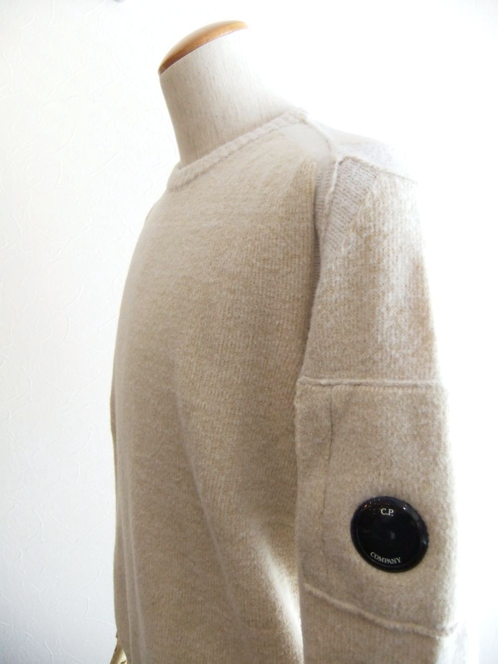 FLEECE KNIT JUMPER  (ライトベージュ) ウール クルーネック セーター