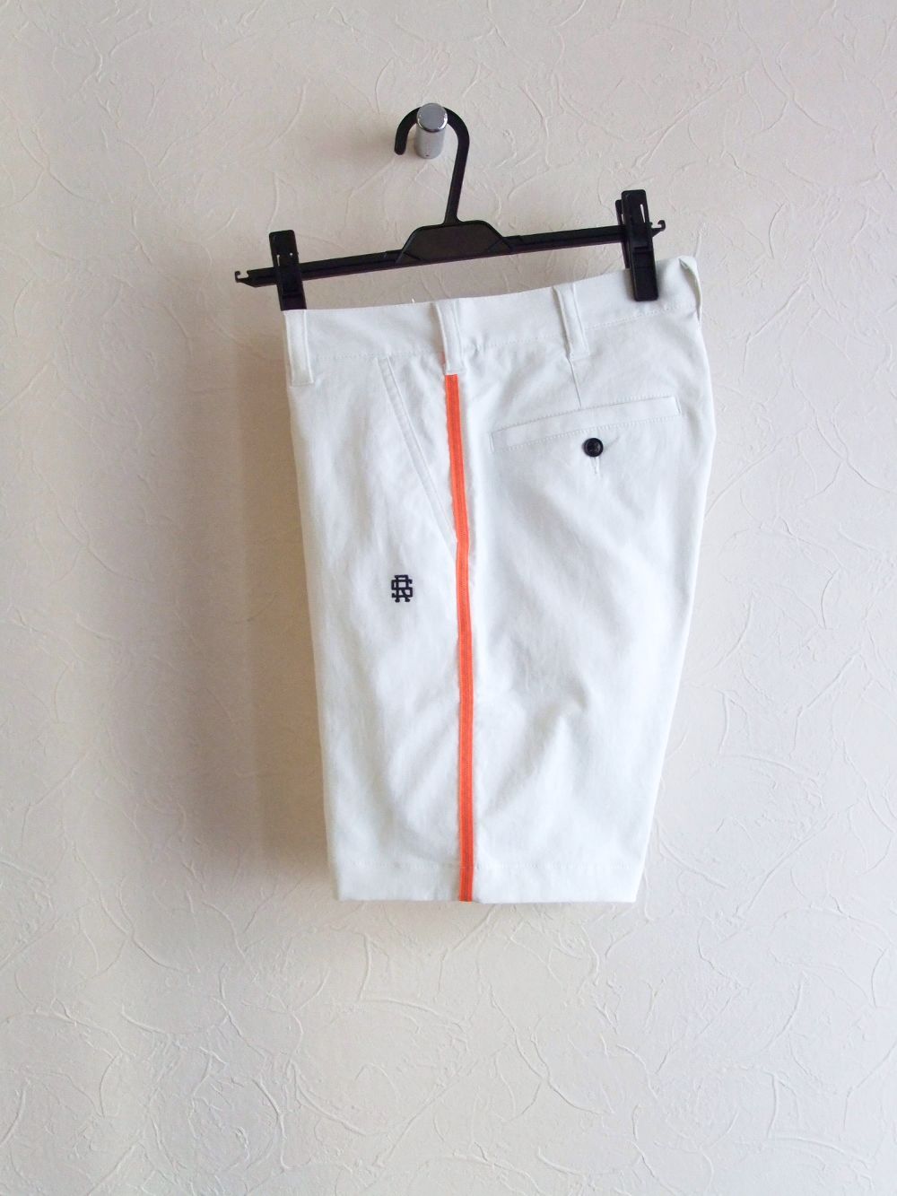 NEON LINE SHORTS ( ホワイト ) ストレッチツイル ハーフパンツ    RSM-22071
