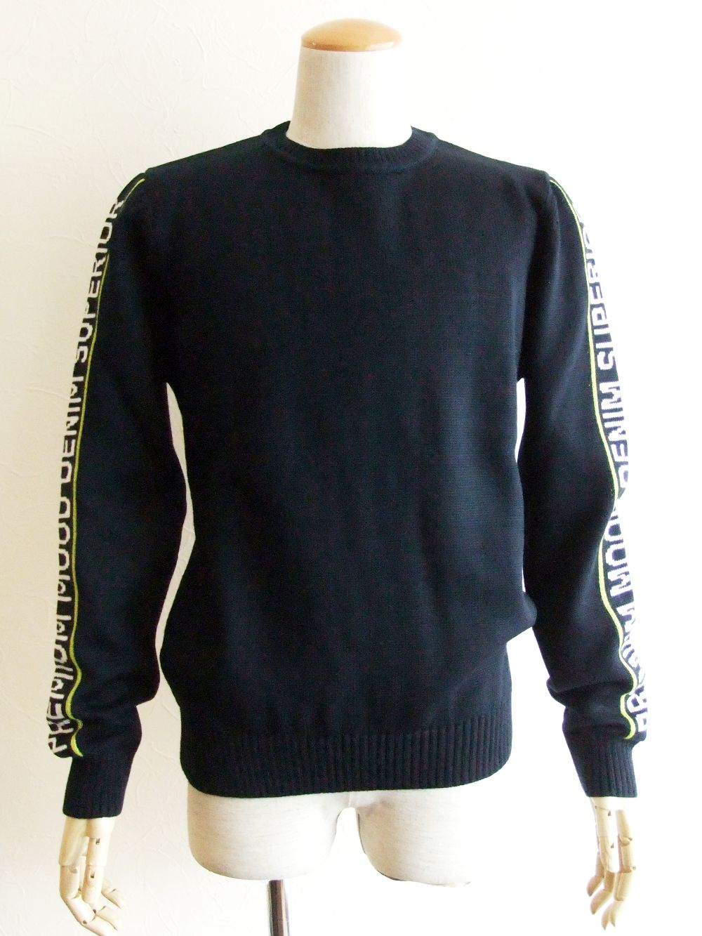 UJI  P.M.D.S LOGO ロゴ入りニット