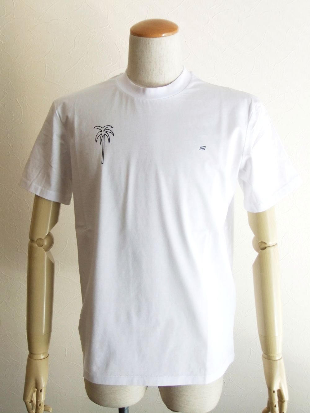 MOMO  バックロゴプリント 半袖 Tシャツ