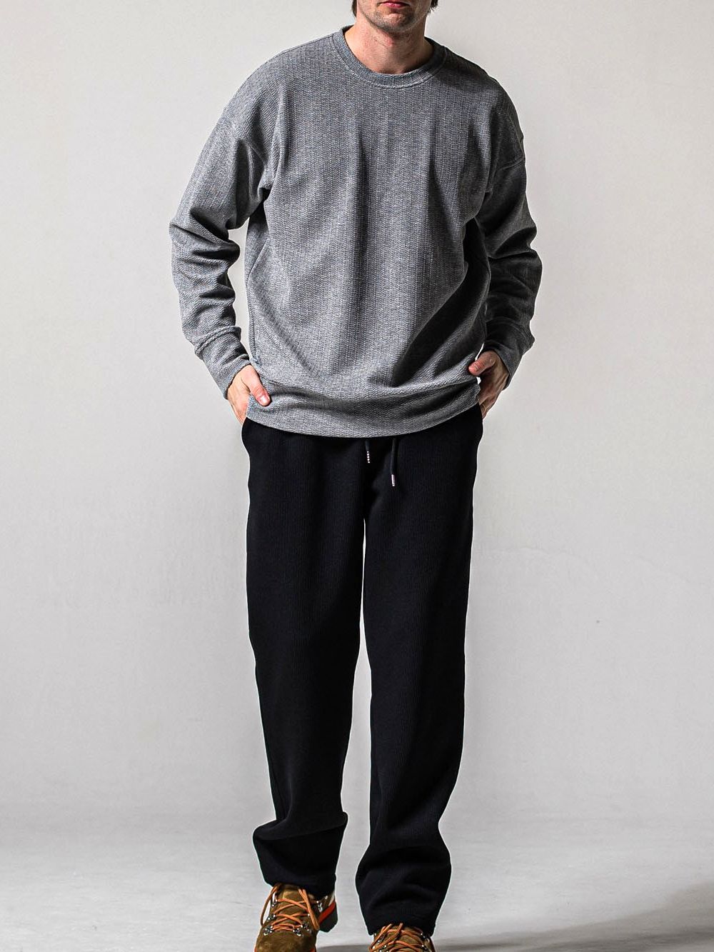 BLISTER TRAINER  (グレー)   ブリスターニットトレーナー