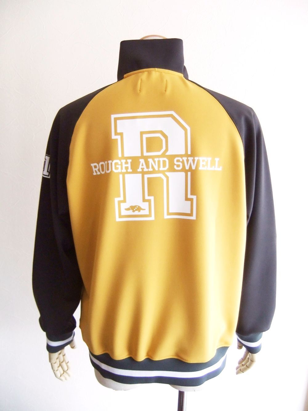 SAN DIEGO ZIP SWEAT  ロゴ入りハーフ ZIP スウェットシャツ   RSM-24208