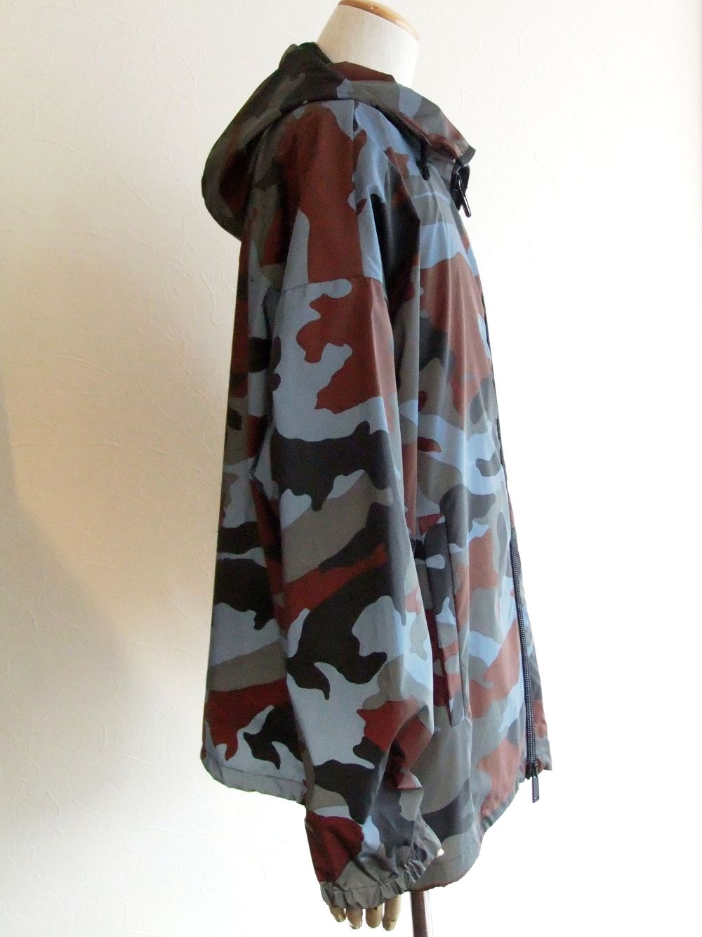 Coated Camouflage Windbreaker  カモ ウィンドブレーカー  S74AM1161
