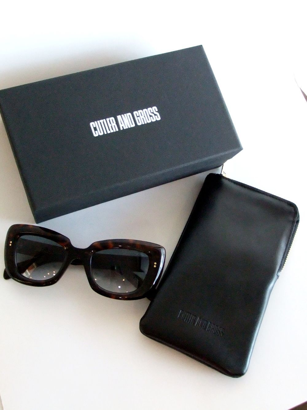 CUTLER AND GROSS    9797 CAT-EYE SUNGLASSES-DARK TURTLE