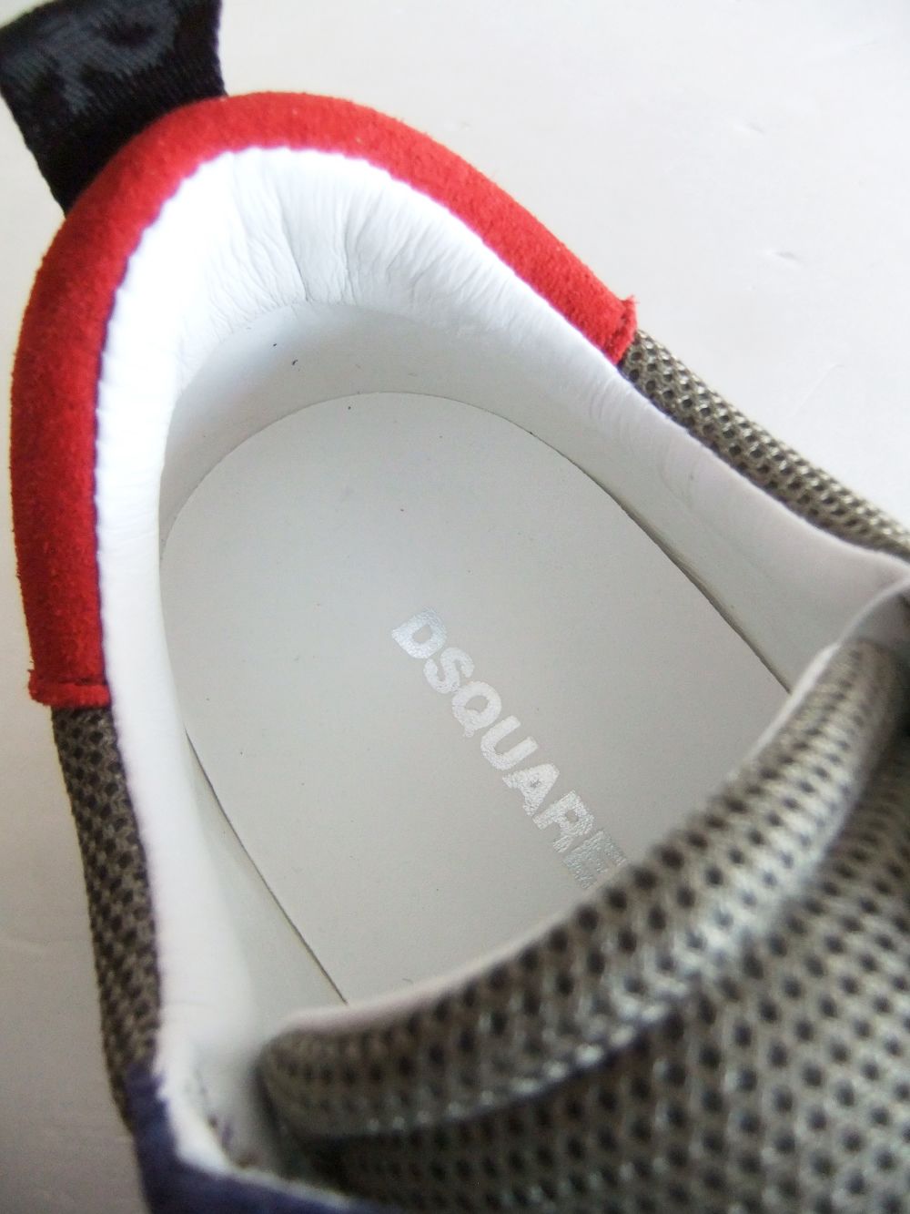 NEW RUNNER HIKE SNEAKERS  ロゴ スニーカー  S82SN0081 (ブラウン)