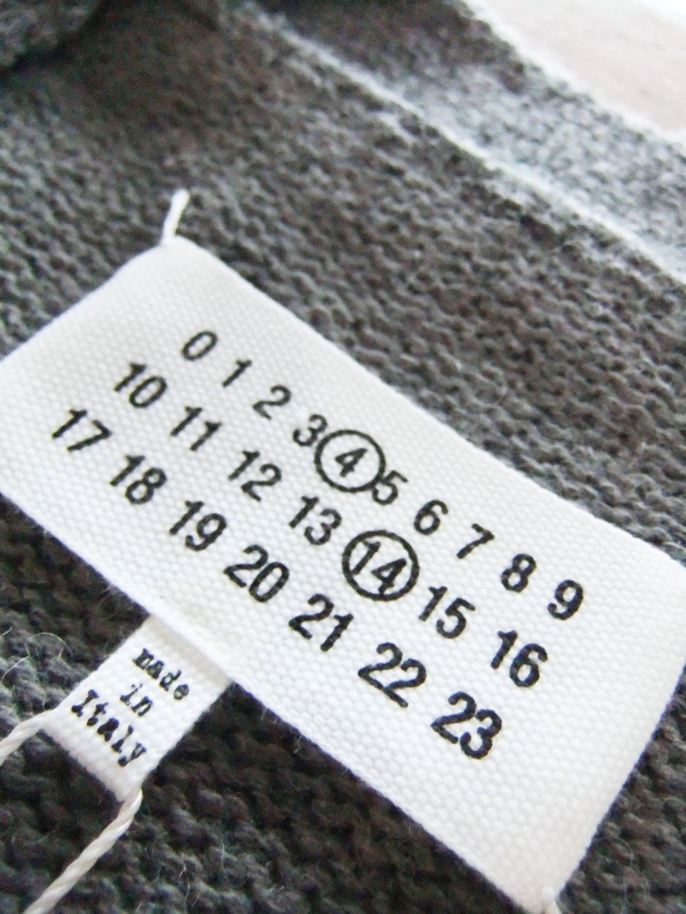 MAISON MARGIELA        エルボーパッチ カーディガン