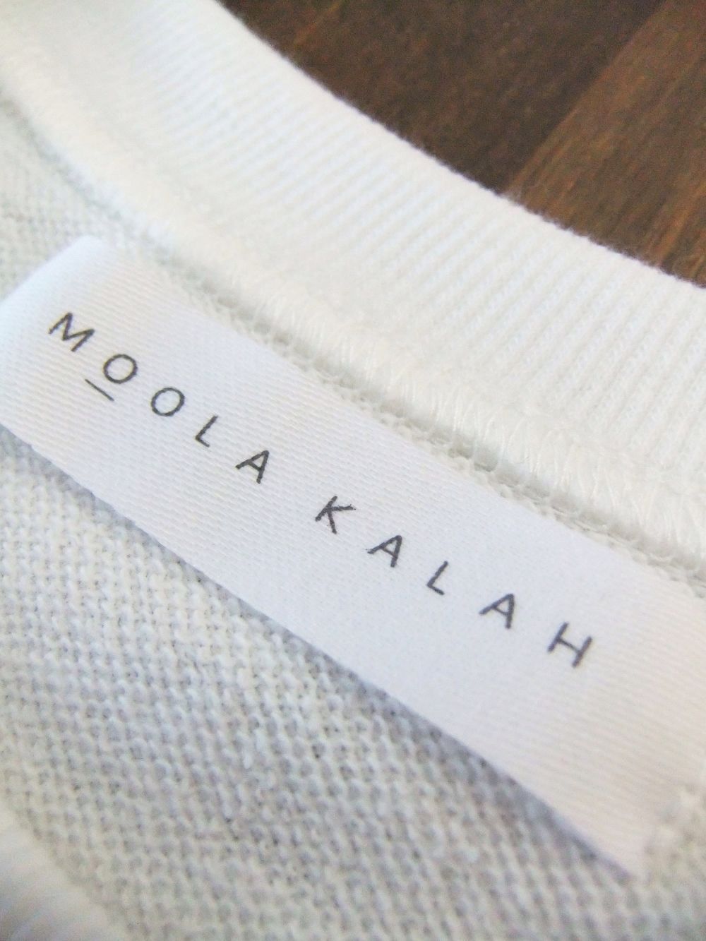 【MOOLA】 スウェット バック ギャザー切替え プルオーバー  822113
