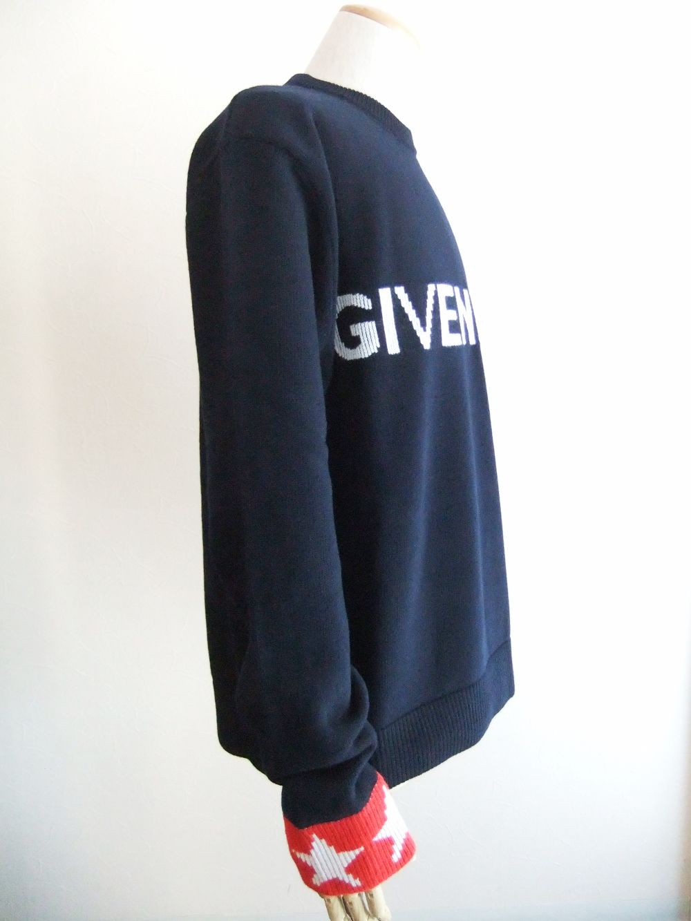 GIVENCHY   ロゴ ジャガード セーター