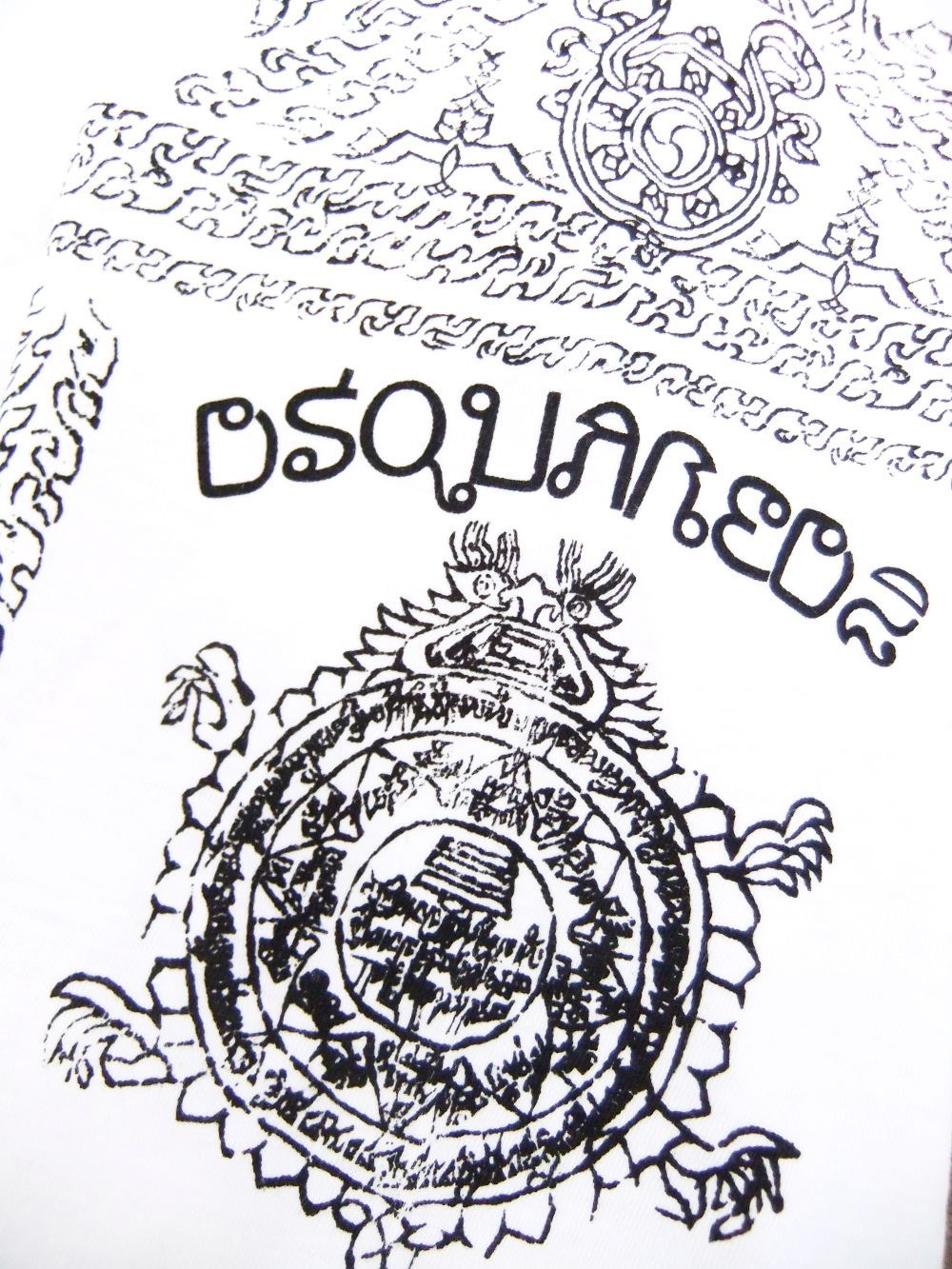 【DSQUARED2】ファイターズプリント コットンスウェットシャツ DSQUARED2 Icon プリント Tシャツ | ブラック | FARFETCH JP