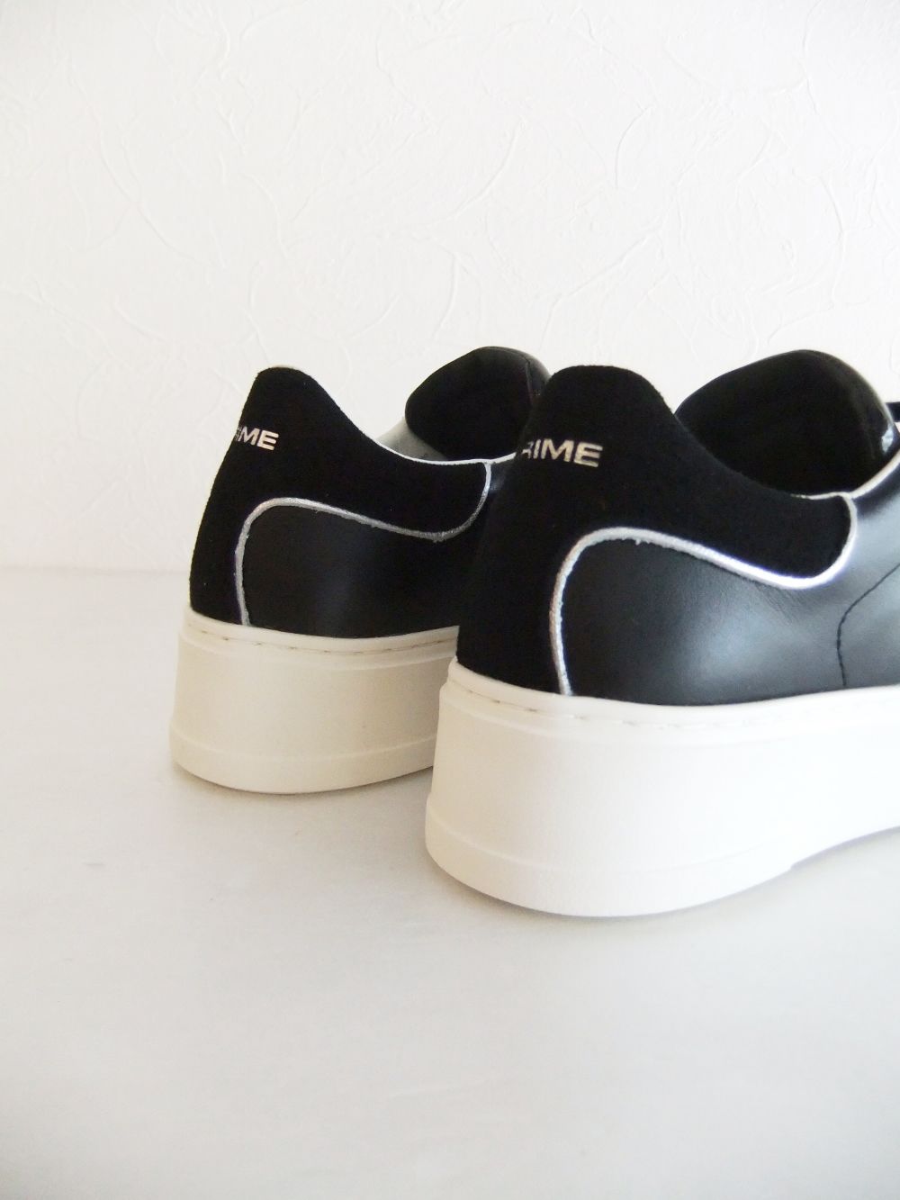 【LADIES】 NEW EXTRALIGHT BLACK    コート スニーカー   28600AA6