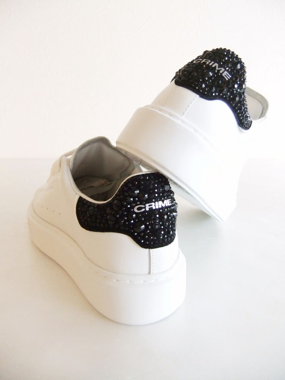 【LADIES】 ELEVATE   BLACK GEMS コート スニーカー   28706AA6