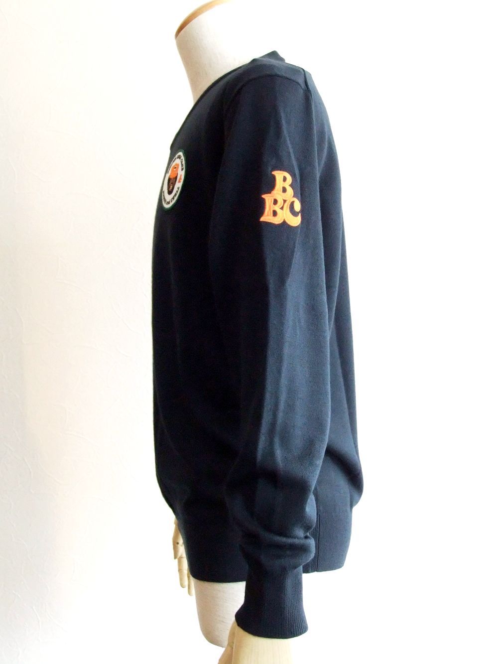 BBC V- NECK   ロゴ入りVネックセーター ( ネイビー ) RSM-20275