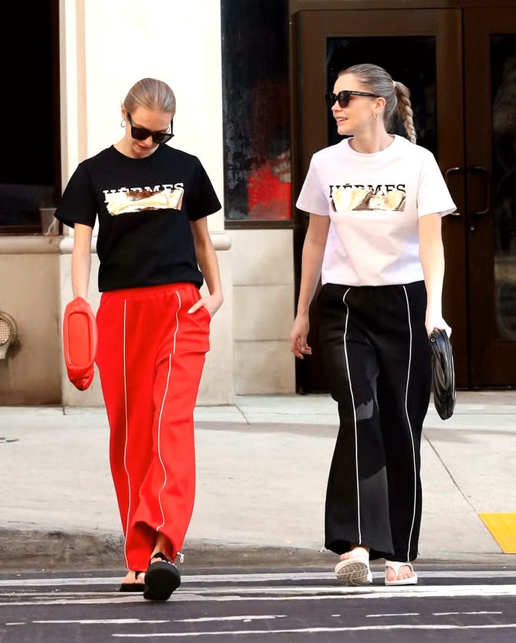 【MICALLE MICALLE Account】 HOMMAGE HFRMFS FOIL PAINT T-SHIRT  (ホワイト×メタリック)  ロゴ T-SHIRT   MAA105TEA