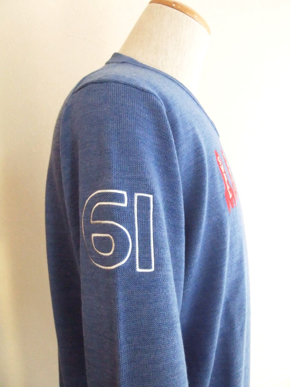 GALAXY  V- NECK   ロゴ入りVネックセーター ( ブルー ) RSM-21271