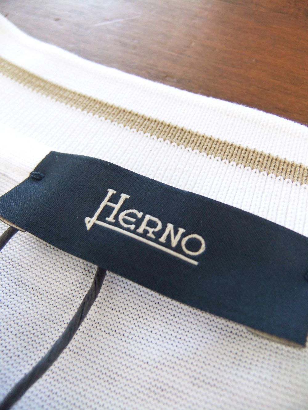 HERNO コットン ストレッチ クルーネックTシャツ (ホワイト)  JG0115U-52016