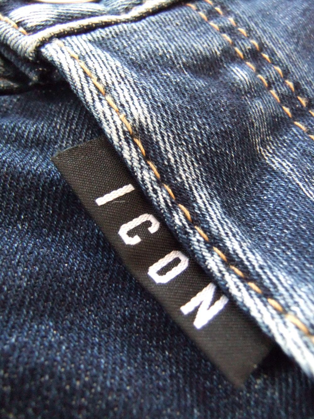 Dsquared2 - ICON EROS JEANS ルーズフィット ジーンズ