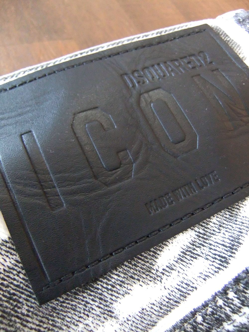 ICON WHITE COAL WASH 642 JEANS    ストレートジーンズ   S79LA0075