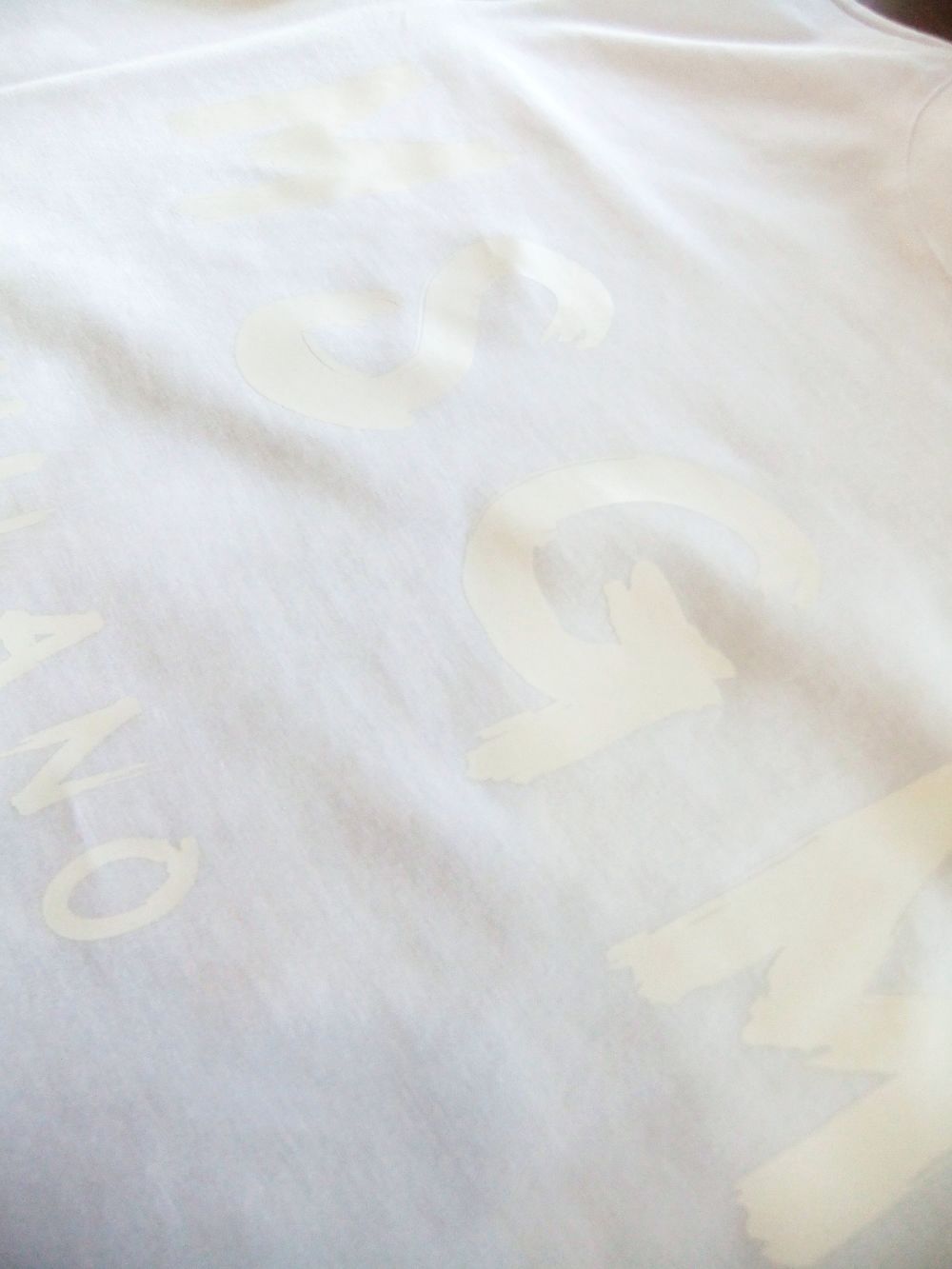《LADIES》 筆描き ロゴプリント コットン Tシャツ 日本限定モデル  (ホワイト)  MDM60J-217298