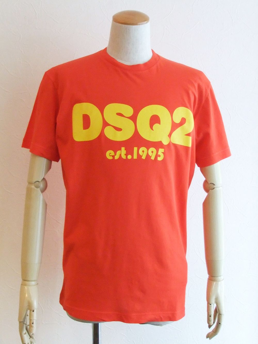 DSQ2 ロゴプリント T-SHIRT (レッド)  S74GD0838