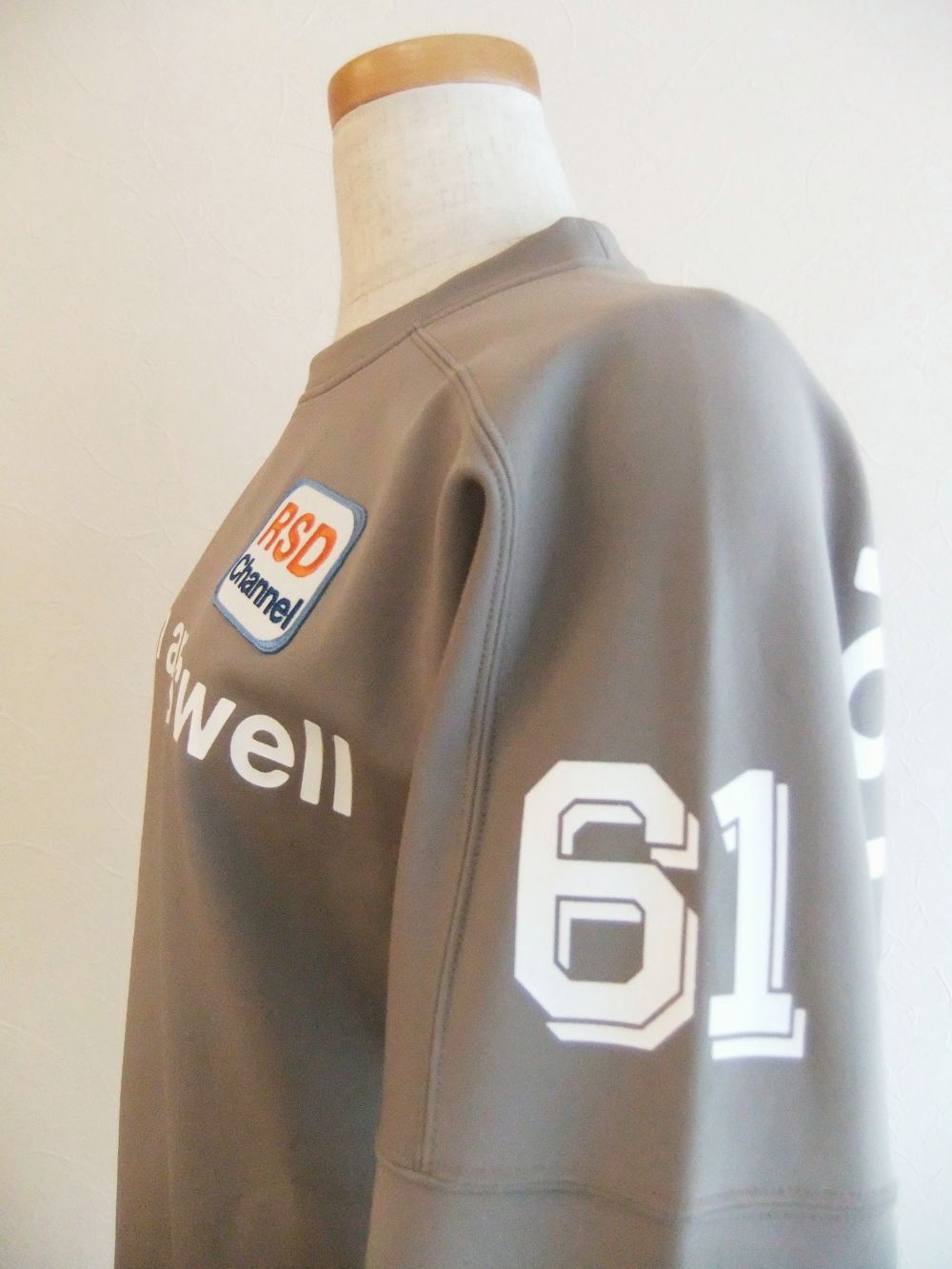 【LADIES】BIG ARCH SWEAT.W   ロゴ入りスウェットシャツ   RSL-21204