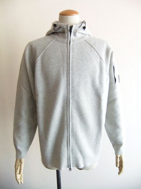 KNITWEAR CARDIGAN IN LAMBSWOOL GRS  フード付き ZIP セーター