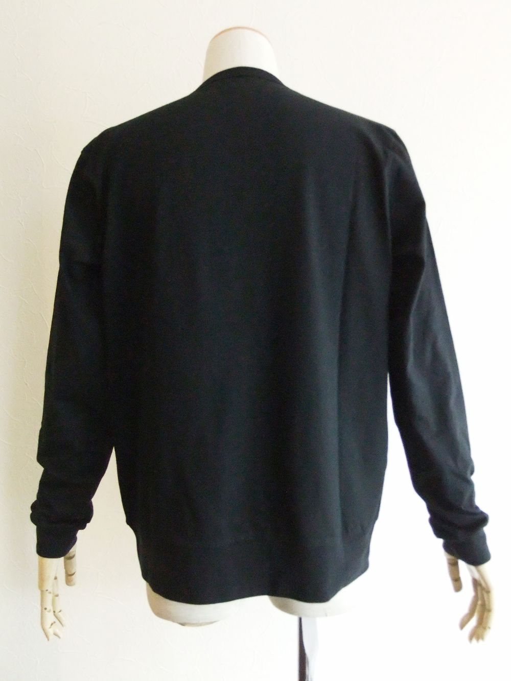 NEBBIOLO LUNGO (ブラック)  クルーネック 長袖Tシャツ