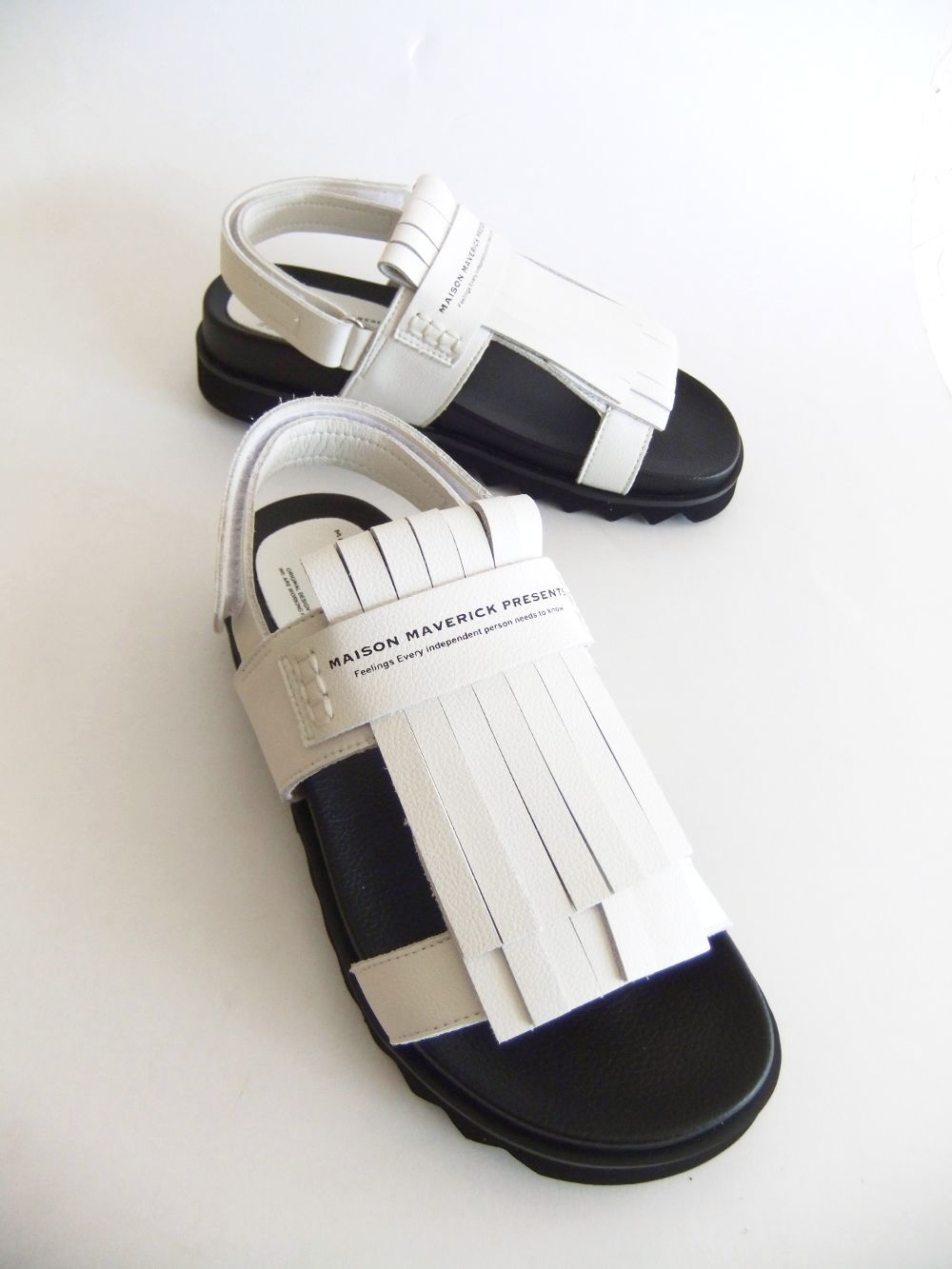 MAISON MAVERICK PRESENTS - TASSEL & FRINGE SANDALS コンフォート