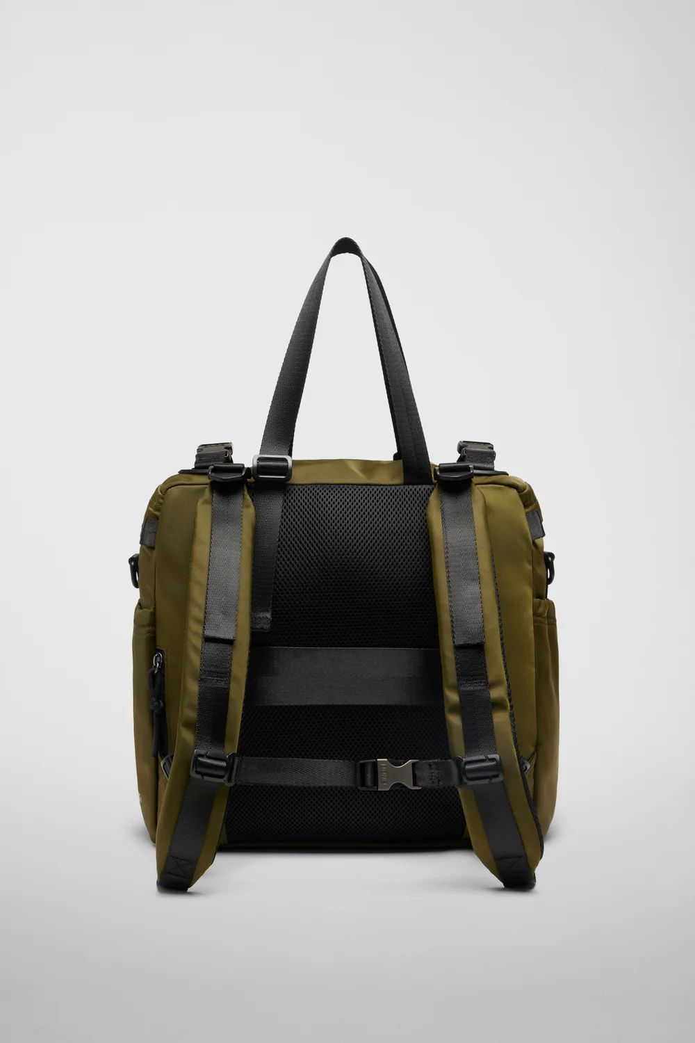 East+West Nylon   M   (カーキ)    ナイロン バックパック