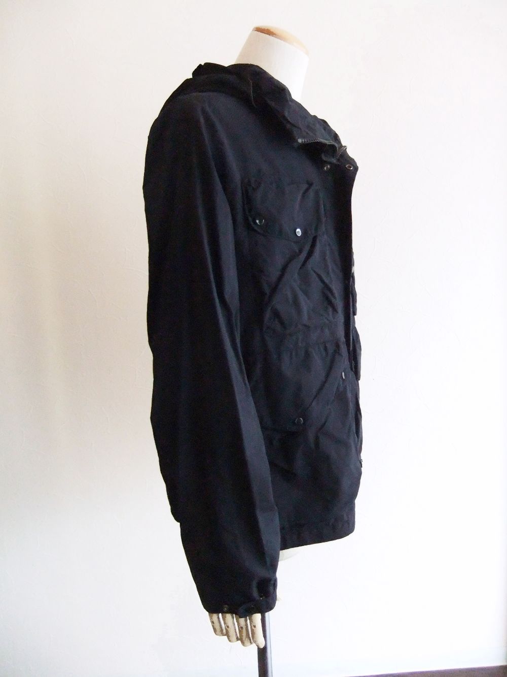 FLATT NYLON GOGGLE JACKET  ジップアップ フード付き ブルゾン
