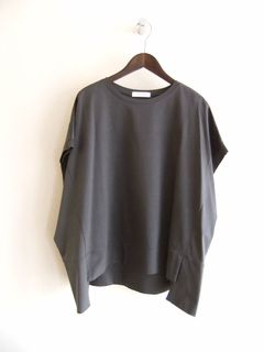 フロントスリット コクーン Tシャツ  (チャコール)  526975
