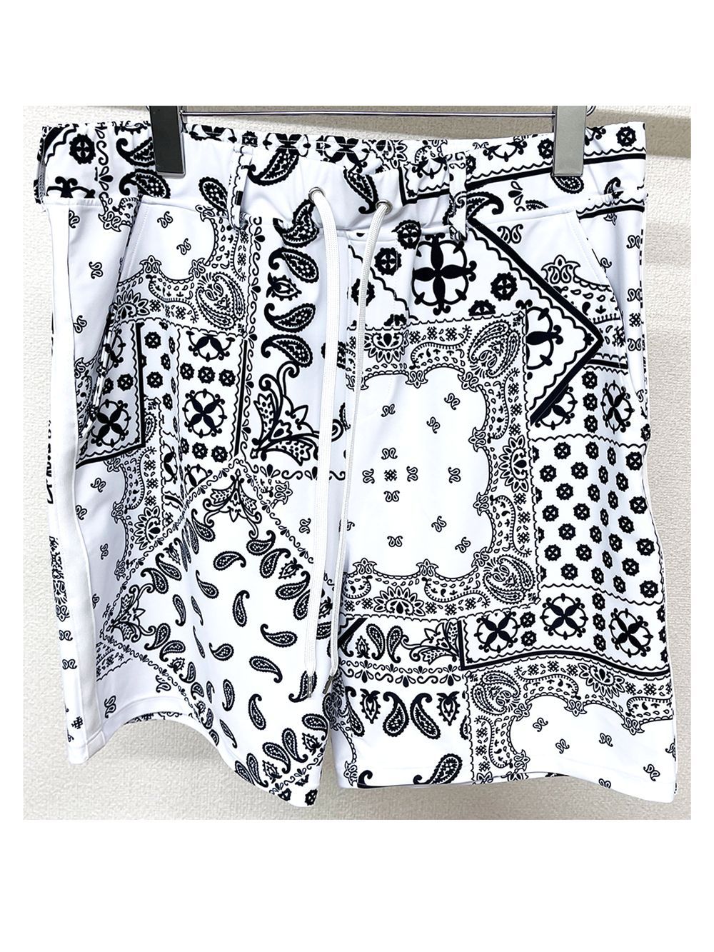 PAISLEY RUSH SHORTS   (ホワイト) ラッシュガード ハーフパンツ