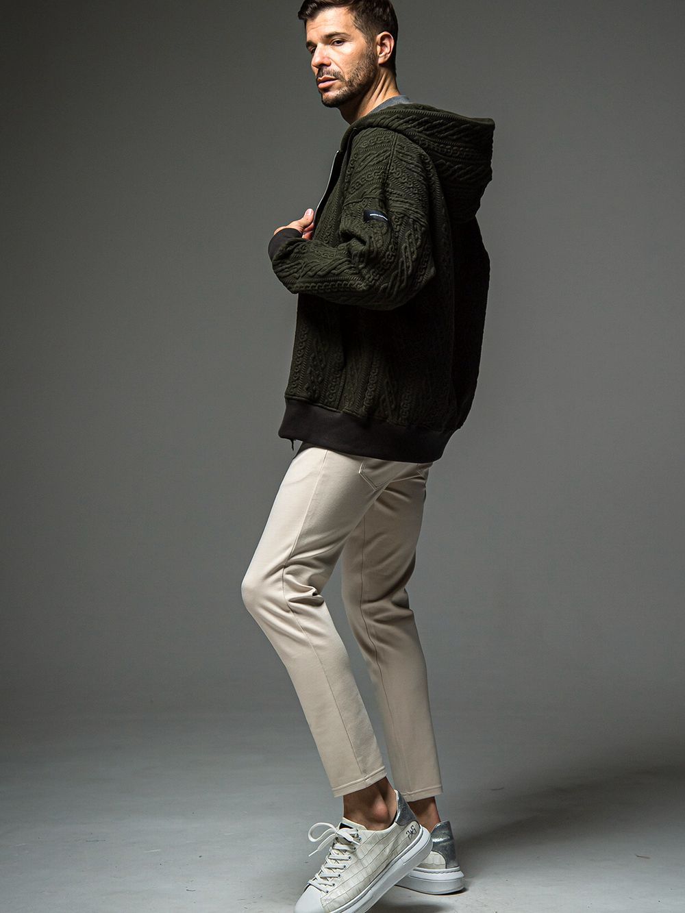 ROPE zip loose hoodie  (カーキ)  縄編みキルティングジップアップパーカー