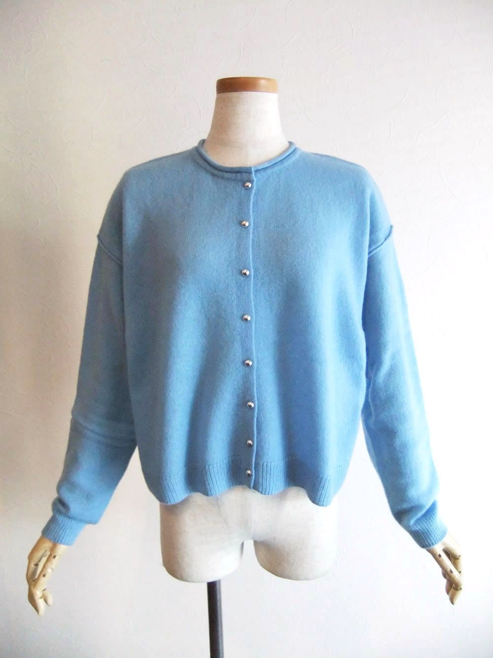 カシミヤ クルーネック カーディガン   （ブルー） 546945