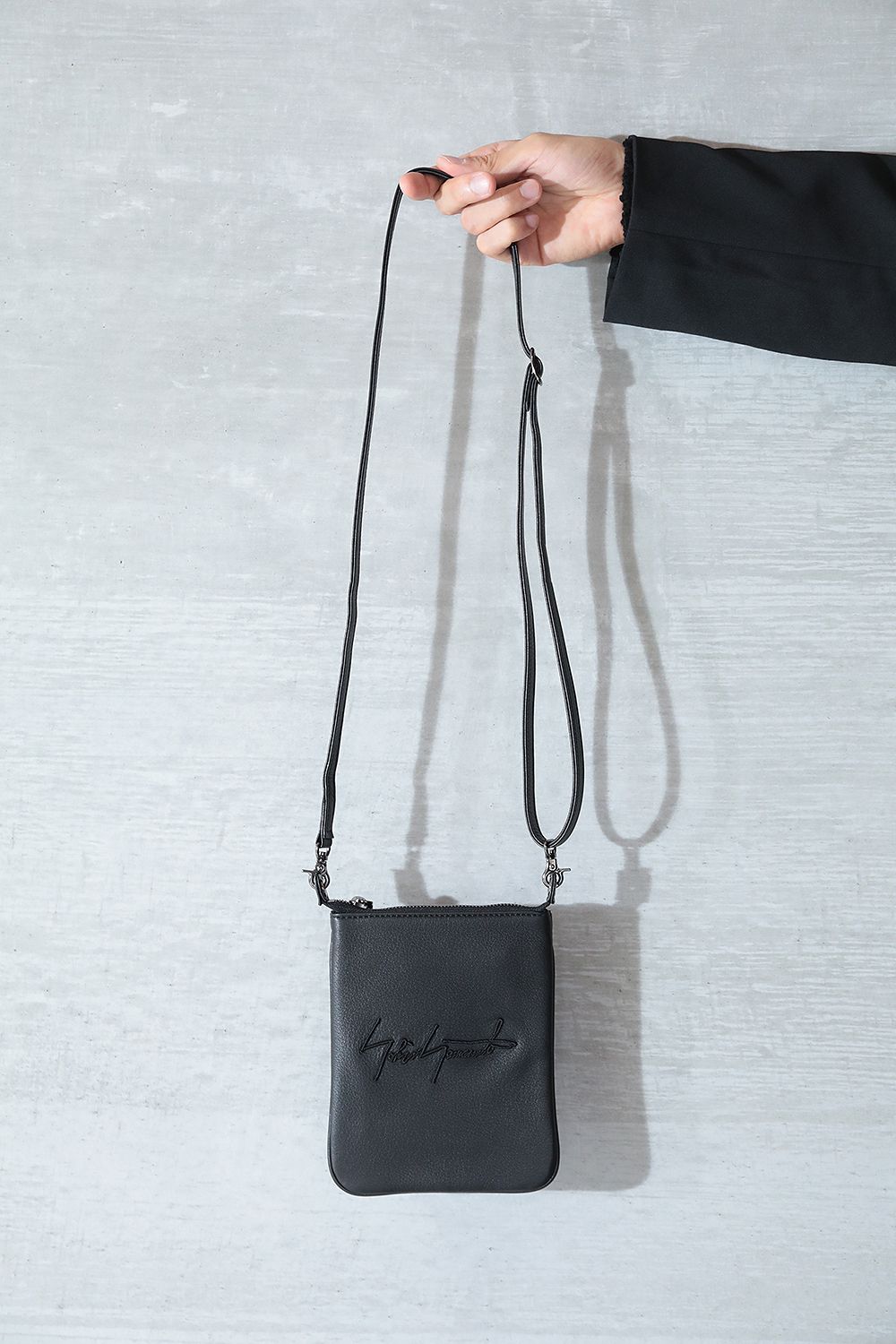 yohji yamamoto - 【discord】SIGNATURE POUCH(BLACK) | Acacia