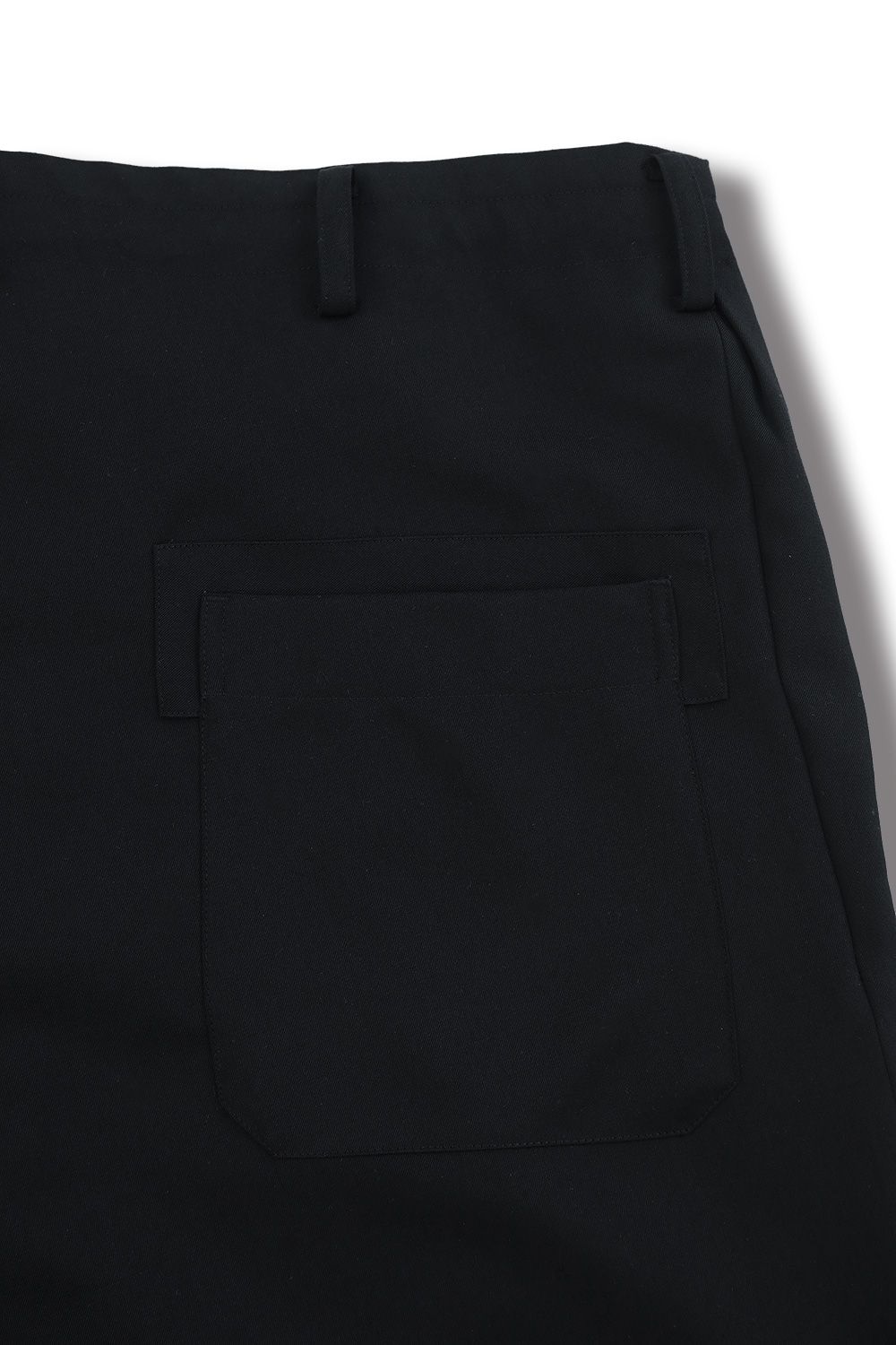 yohji yamamoto - 【yohji yamamoto】O-裾見返しパンツ(BLACK 