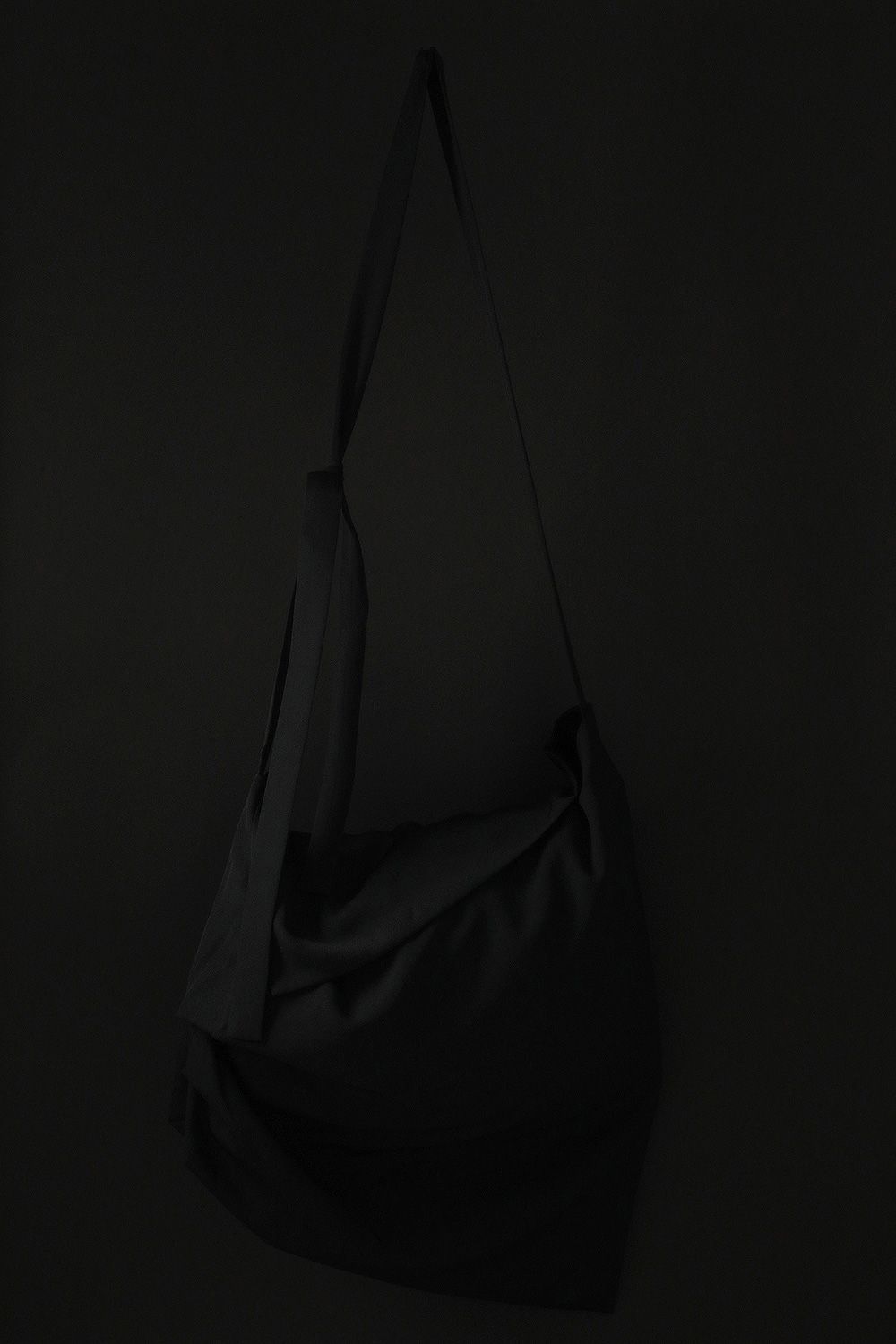 yohji yamamoto - GABARDINE TUCK DRAPE BAG(BLACK) | Acacia ONLINESTORE