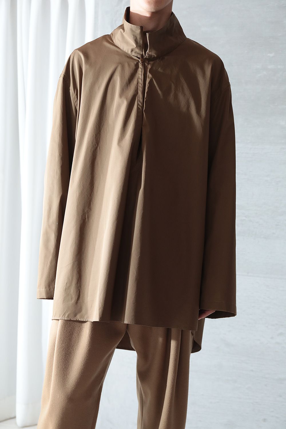 HED MAYNER - 【ラスト1点】EXTENDED-COLLAR SHIRT(BROWN) | Acacia