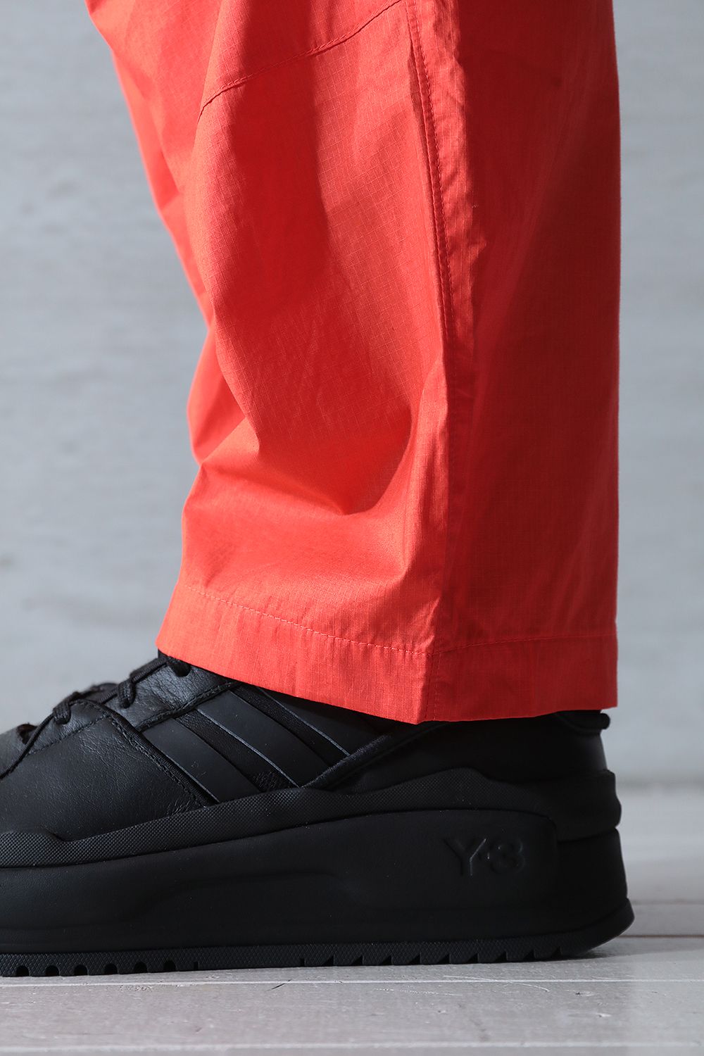 Y-3 - 【ラスト1点】RIPSTOP PANTS(SEMSOLRED) | Acacia ONLINESTORE