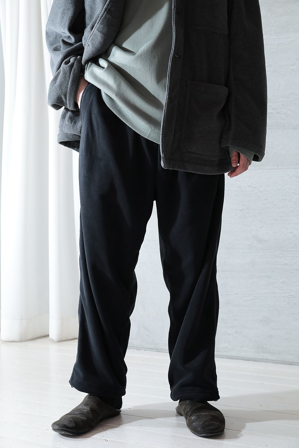YOKO SAKAMOTO - 【23AW】ALPINE TAPERED PANTS(BLACK/POLARTEC FREECE