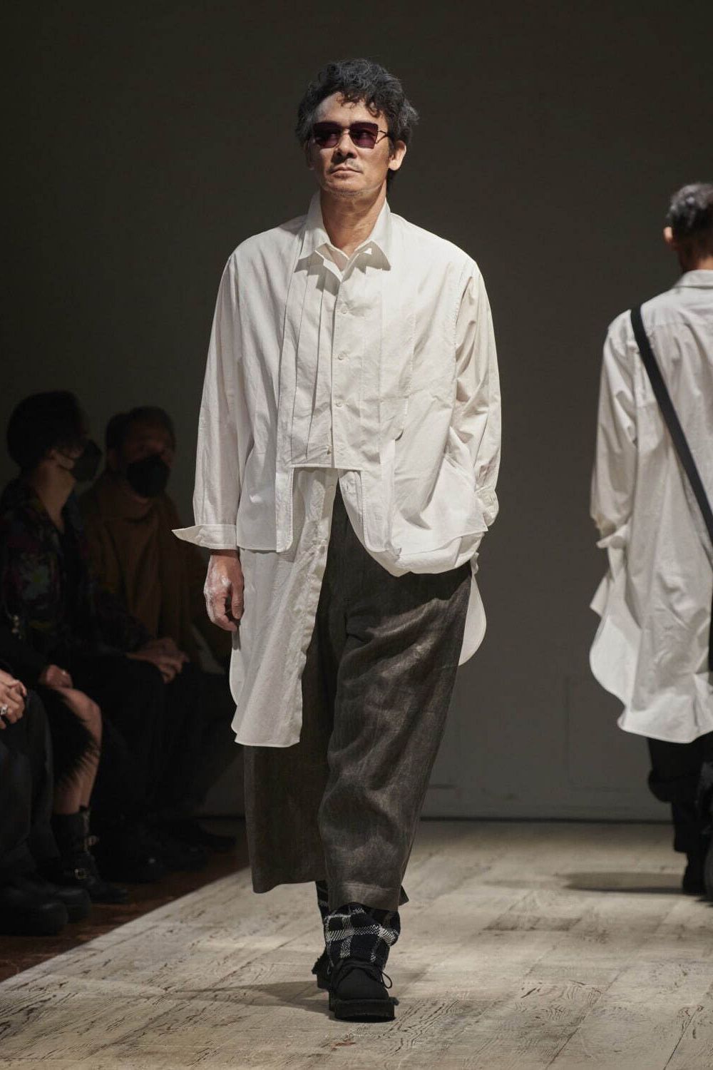 Yohji Yamamoto POUR HOMME プリーツシャツ 受発注 メンズ | teacupp.com