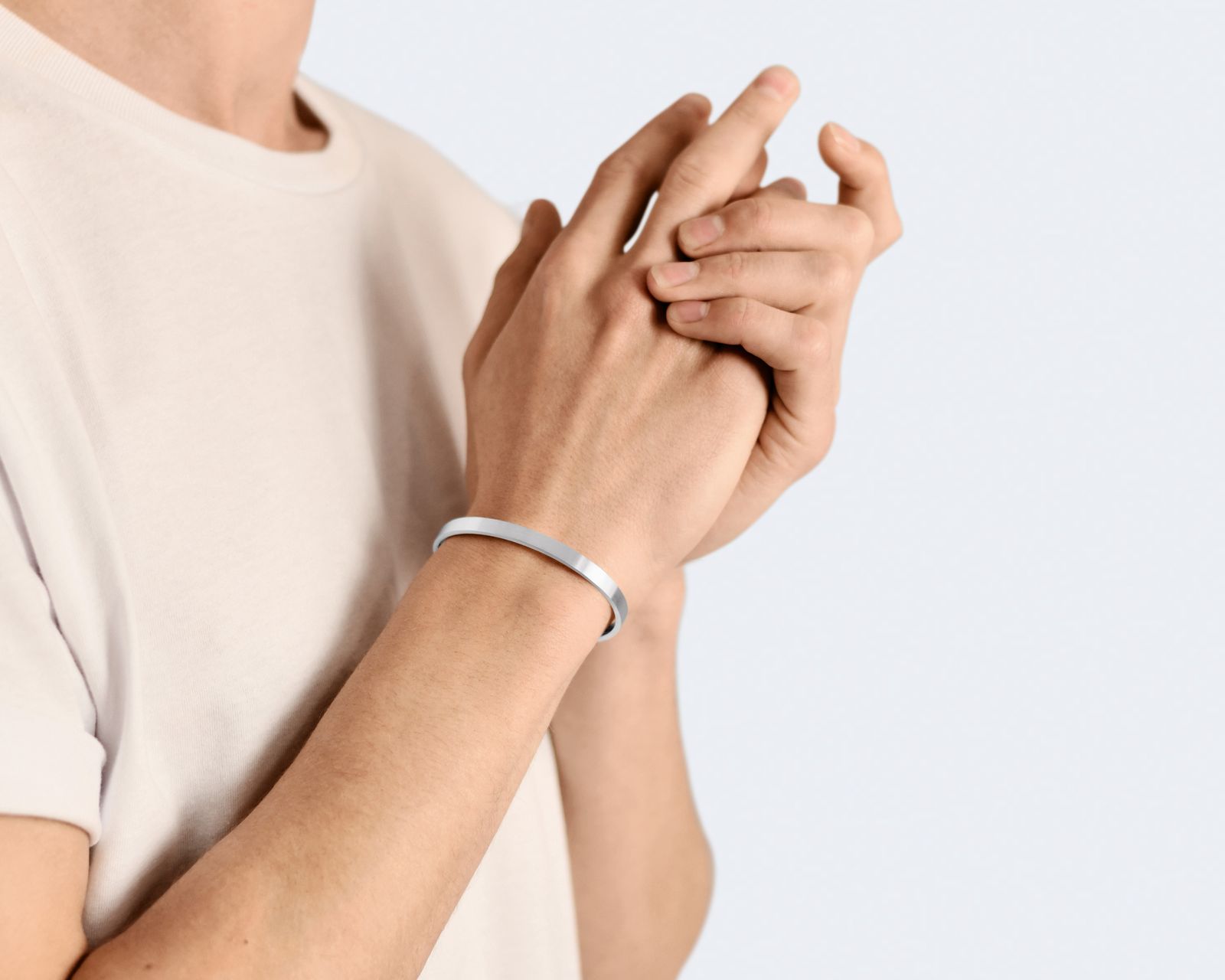 Le gramme - ribbon bracelet le 15g(SLICK BRUSHED SILVER) | Acacia