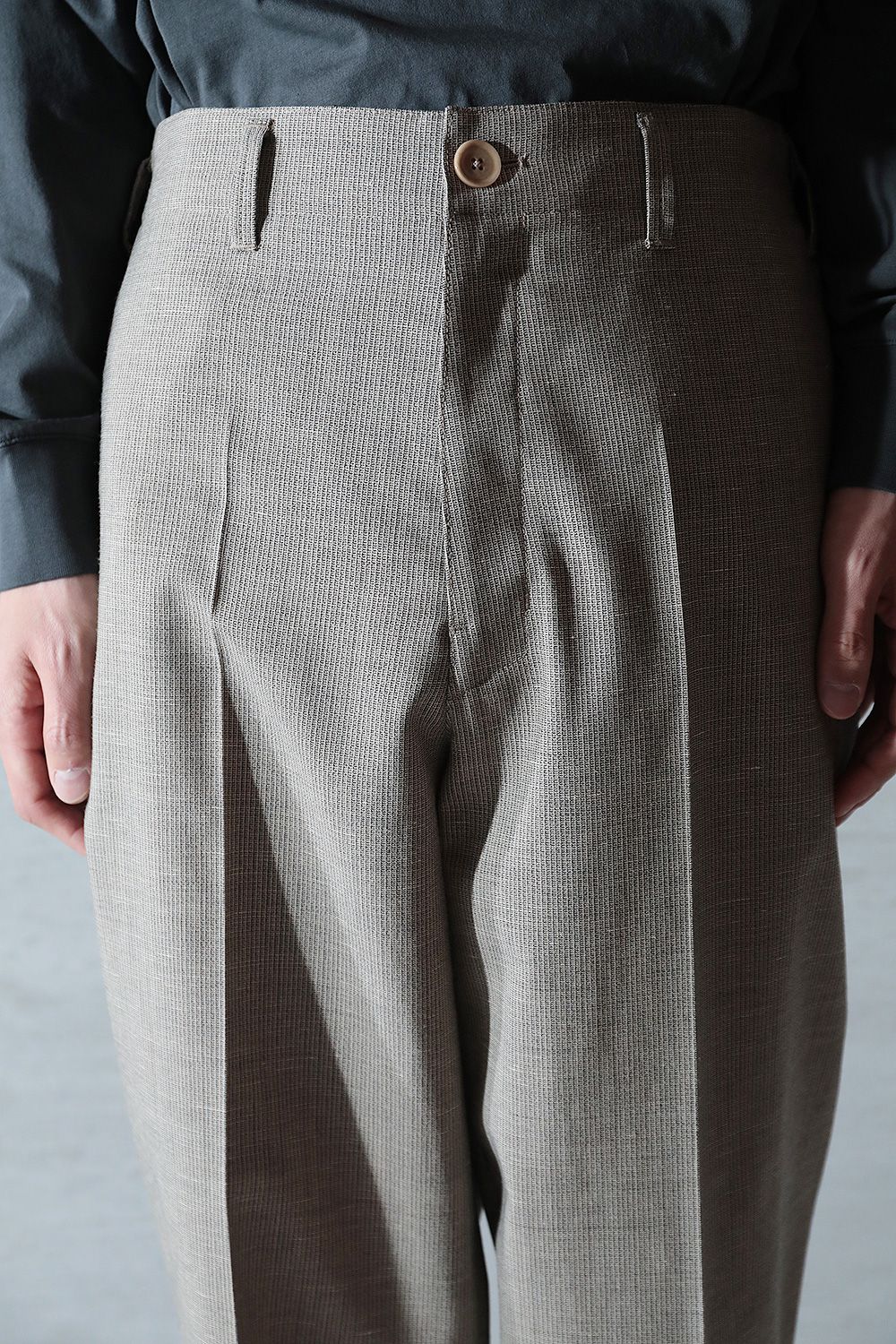 LEMAIRE - 【ラスト1点】TAPERED PANTS(BEIGE/GREY) | Acacia ONLINESTORE