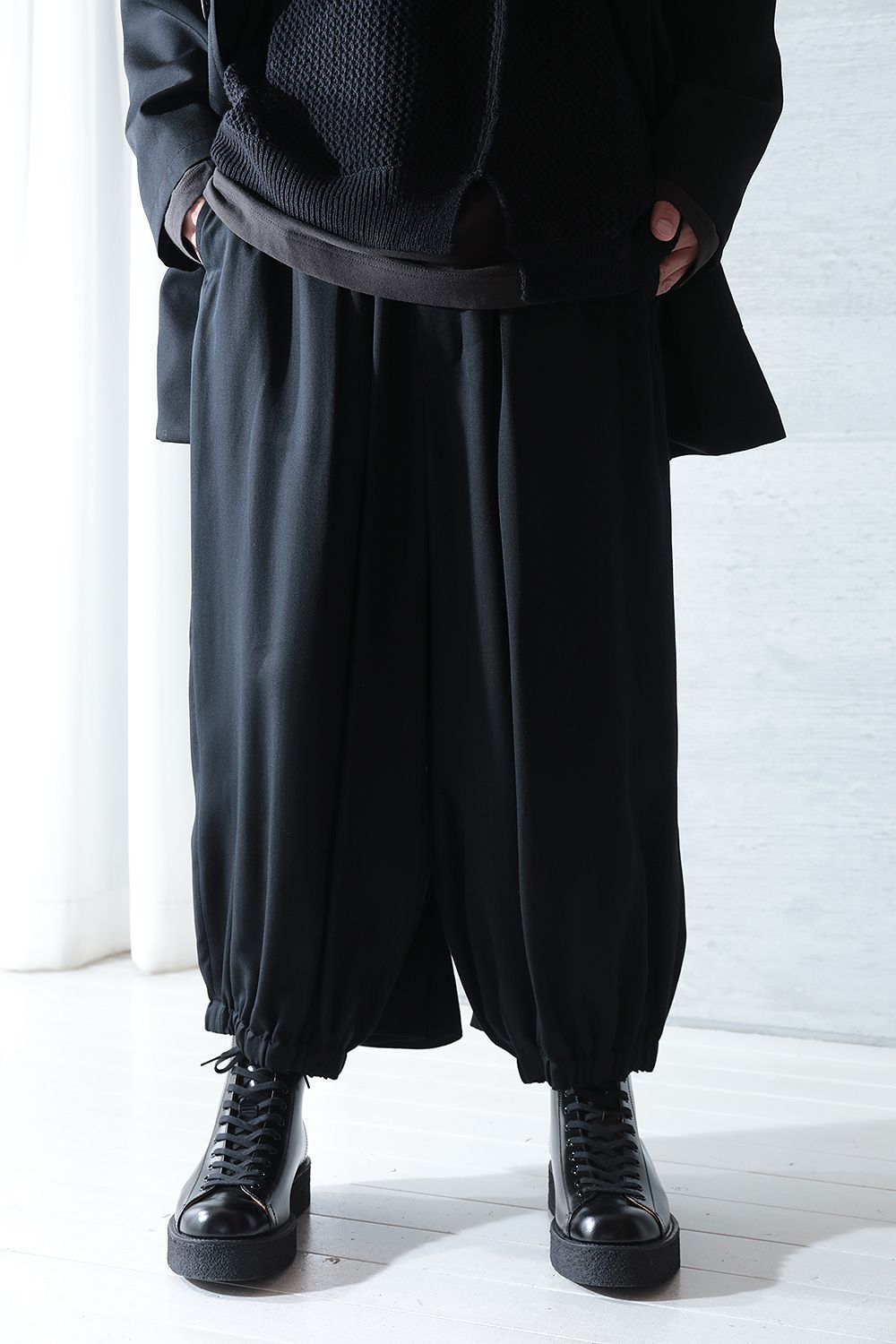 yohji yamamoto - 【yohji yamamoto】Z-定番カラスパンツ(BLACK